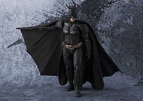 S.H.Figuarts BATMAN The Dark Knight Action Figure BANDAI NEW from Japan F/S_9