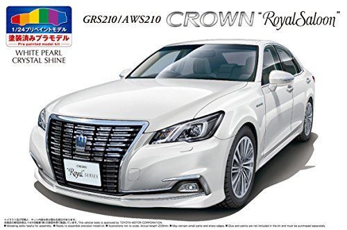 Aoshima Toyota GRS210/AWS210 Crown Royal Saloon G '15 White Pearl Crystal Shine_1