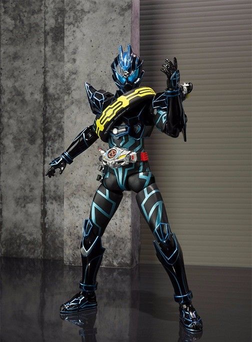 S.H.Figuarts Masked Kamen Rider DARK DRIVE type NEXT Action Figure BANDAI NEW_1