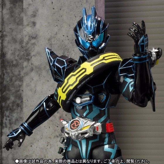 S.H.Figuarts Masked Kamen Rider DARK DRIVE type NEXT Action Figure BANDAI NEW_3