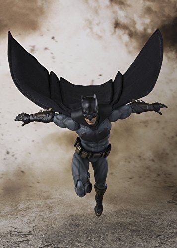 S.H.Figuarts DC Comic Justice League BATMAN Action Figure BANDAI NEW from Japan_7