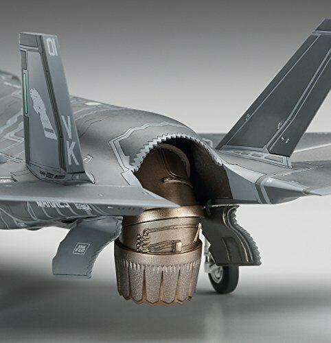 Hasegawa F-35 Lightning II (Type B) 'U.S. Marine'. Plastic Model Kit NEW_8
