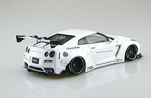 Aoshima 1/24 LB Works R35 GT-R type1.5 Plastic Model Kit NEW from Japan_3
