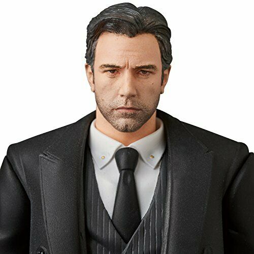 Medicom Toy MAFEX No.76 Bruce Wayne Figure NEW from Japan_5