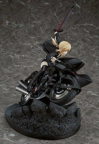 Fate Saber/Altria Pendragon [Alter] &amp; Cuirassier Noir Figure NEW from Japan_4