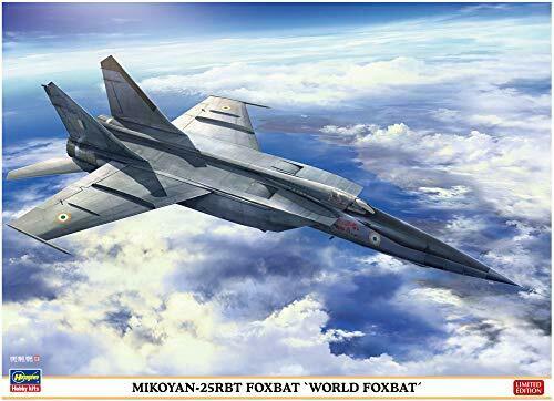 Hasegawa MiG-25 RBT Foxbat 'World Foxbat' (Plastic model) NEW from Japan_1
