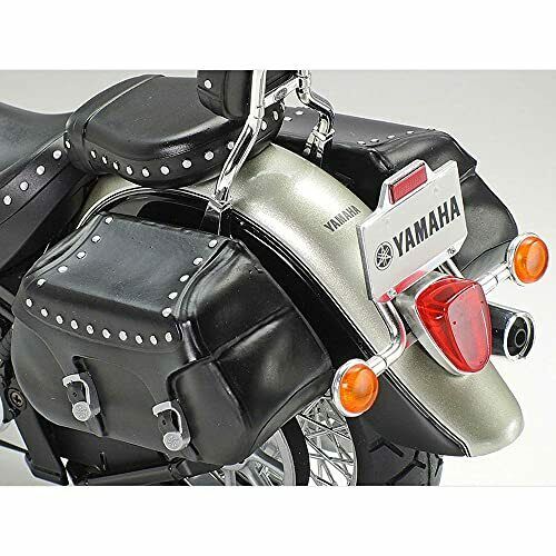 Tamiya Motorcycle series No.135 Yamaha XV1600 Road Star Custom Plastic Model Kit_6