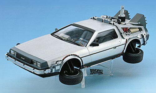 Aoshima 1/24 Movie Mecha Series BT-02 Back to the Future Delorean Part II Kit_2