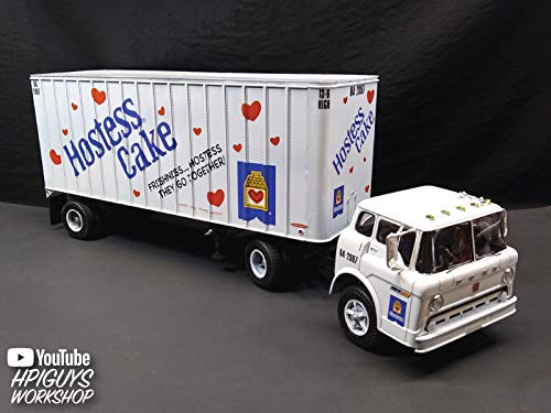 AMT 1/25 Ford C-900 Tilt Cab Tractor with Trailer 'Hostess Cake' Kit AMT1221 NEW_6