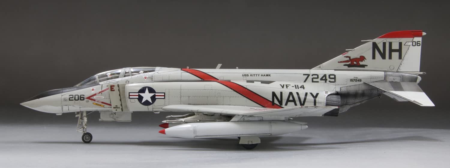 Fine Mold 1/72 Aircraft Series US Navy F-4J Fighter Special Edition Kit FP43S_5