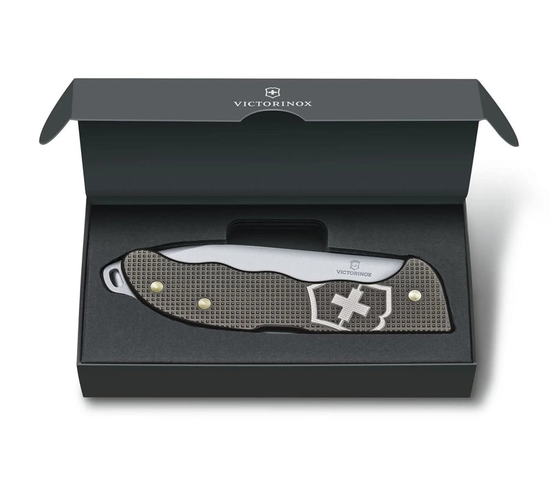 VICTORINOX Knife Hunting Pro Alox Limited Edition 2022 Camp Outdoor ‎0.9415.L22_9
