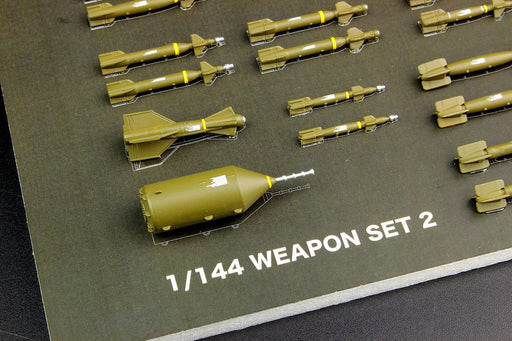 PLATZ 1/144 MODERN AIRCRAFT WEAPON SET 2 Guided Bomb & Missile '70 Kit AW-2 NEW_2