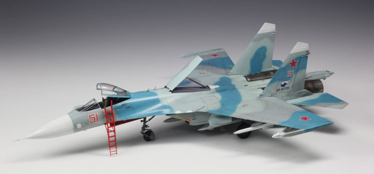 Platz 1/72 Russian Air Force Su-27SM Flanker B w/camouflage pattern sheet AE-2SP_4