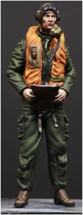 1/32 1950s Royal Air Force / FAA Fleet Air Arm Pilot 1 Set Resin Kit AHU32F004_1