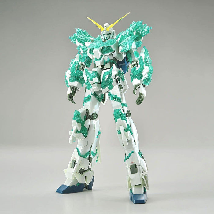 MG 1/100 Gundam Base Limited Unicorn Gundam Luminous Crystal Body Model Kit NEW_2