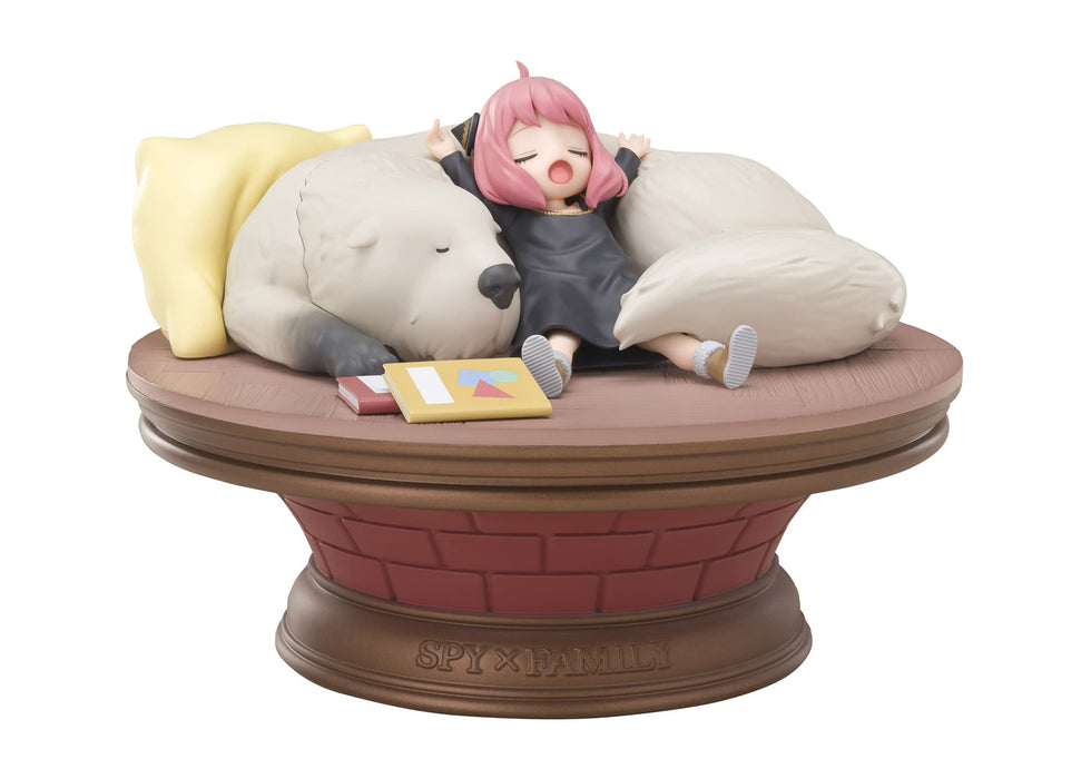 Figuarts Zero Anya Forger & Bond Forger Mission Complete! 100mm Figure BAS64192_1